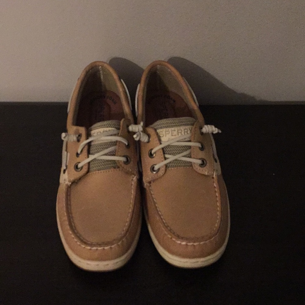 sperry boat shoes